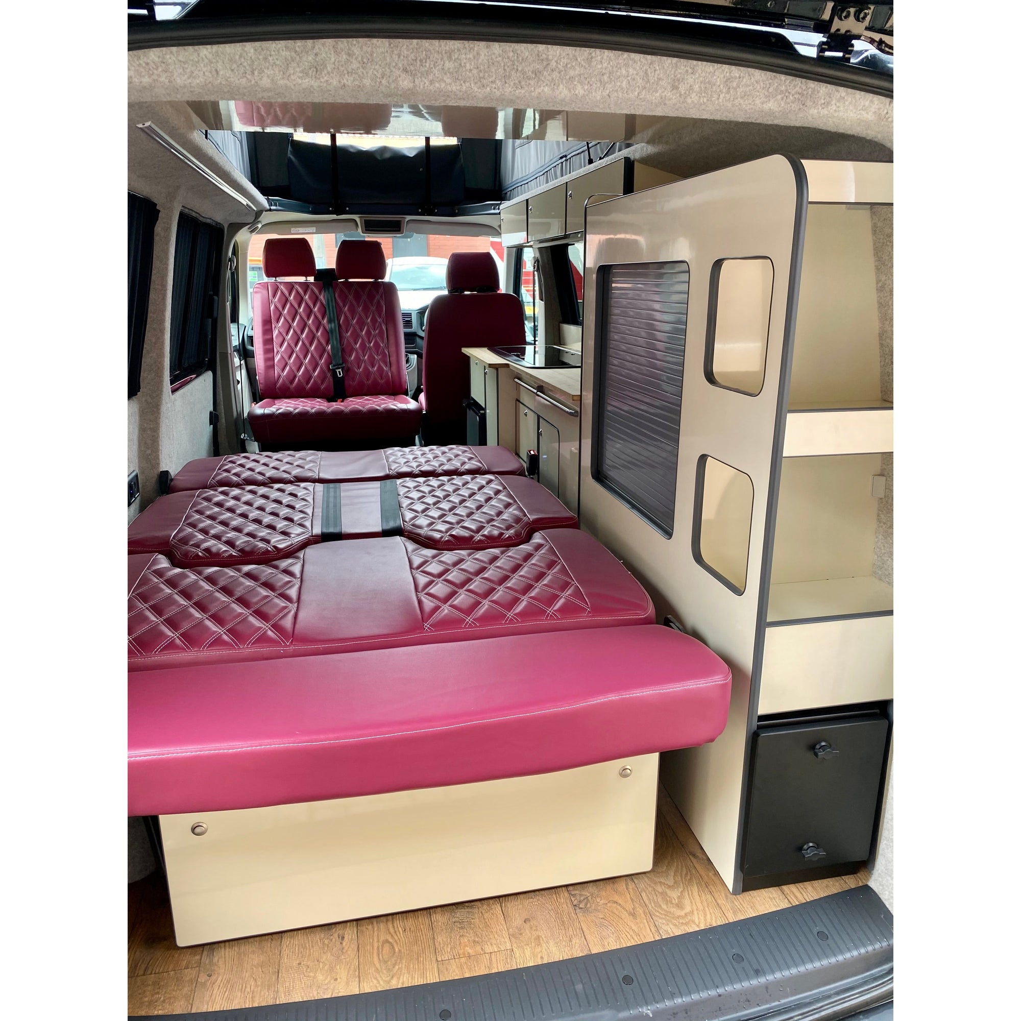 The Happy Campers Red ribbon Motor Home Camper in-door mat 60 x 40 cm The Happy Campers Red ribbon Motor Home Camper in-door mat 60 x 40 cm